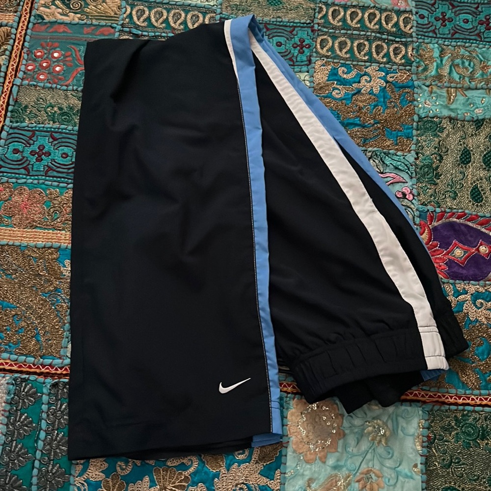 Nike windbreaker pants
